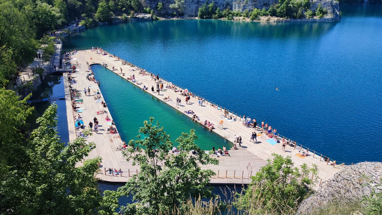 Turkusowy Zakrzówek, Kraków, fotografia autorstwa Dwxn